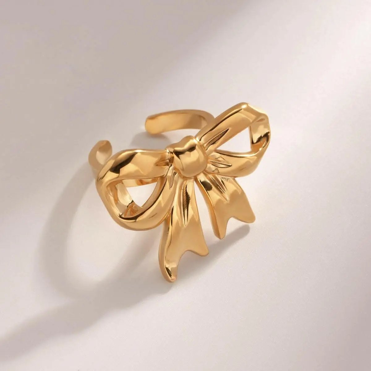 Elegant Gold-Plated Bow Ring - Love Salve